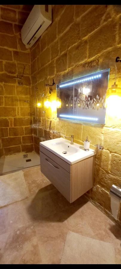 Il Mithna Farmhouse With Indoor Heated Jacuzzi Pool Gharb  Ngoại thất bức ảnh