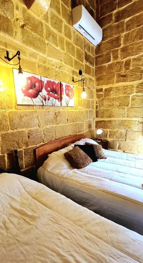 Il Mithna Farmhouse With Indoor Heated Jacuzzi Pool Gharb  Ngoại thất bức ảnh